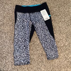 Lululemon Run: Top Speed Crop NWT